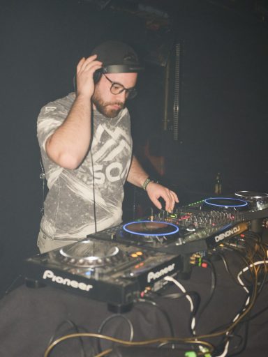SOA WÄHREND SEINES LIVE-SETS IM CONTRAST IN KONSTANZ FÜR LORETTA OPEN DOORS